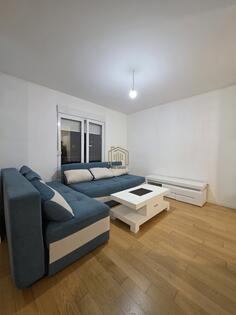 Garsonjera 33m2 - Podgorica - Centar grada
