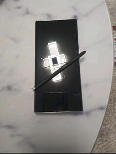Samsung - S22 ultra