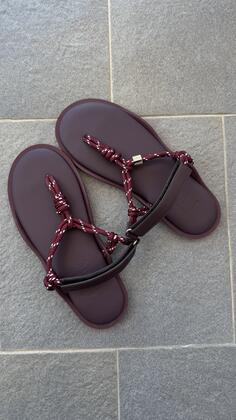 Nove italjanske sandalu