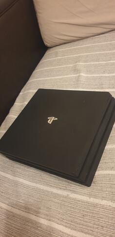 Sony - PlayStation 4