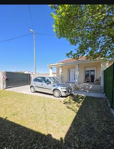 Porodična kuća 52m2 - Podgorica - Cijevna