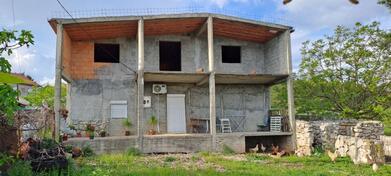 Porodična kuća 139m2 - Podgorica - Malo Brdo