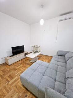 Jednosoban stan 39m2 - Podgorica - Blok 9