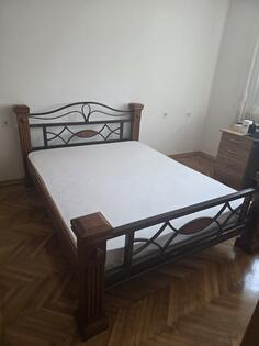Bračni krevet sa dušekom 