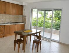 Dvosoban stan 70m2 - Tivat - Seljanovo