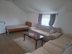 Porodična kuća 30m2 - Podgorica - Gornja Gorica