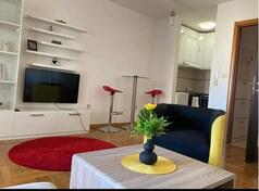 Garsonjera 32m2 - Podgorica - Stari Aerodrom