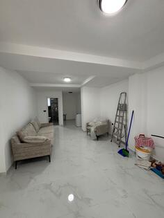 Garsonjera 26m2 - Bar - Dobra Voda
