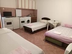 Garsonjera 30m2 - Budva - Maine