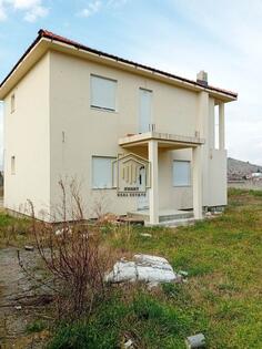 Porodična kuća 120m2 - Podgorica - Dahna