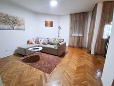Dvosoban stan 75m2 - Podgorica - Blok 9
