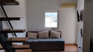 Dvosoban stan 70m2 - Bar - Sutomore ul.Cara Lazara,centar