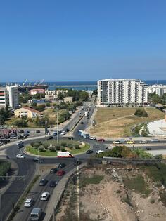 Dvosoban stan 57m2 - Bar - Centar grada