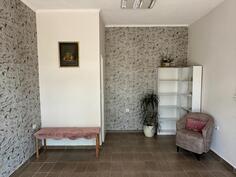 Ordinacija 20m2 - Herceg Novi - Savina