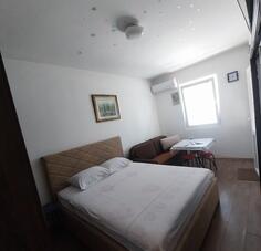 Garsonjera 33m2 - Budva - Golubovina