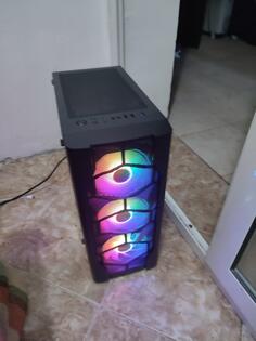 i3 - Intel i3 - 8GB GB DDR4 - SSD disk