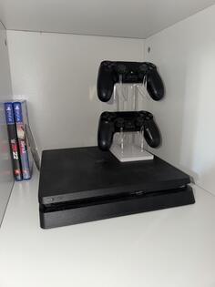 Sony - PlayStation 4