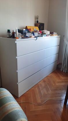 Dvije komode i 4 plakara za razlicite  namjene