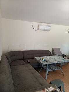 Porodična kuća 95m2 - Podgorica - Tološi