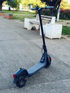 City Bike - Ninebot f25 kickscoter