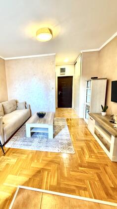 Garsonjera 30m2 - Podgorica - Tuški put