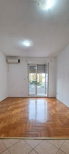 Jednosoban stan 36m2 - Podgorica - Stari Aerodrom