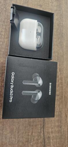 Samsung Buds 3 pro white