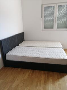 2 Kreveta samca