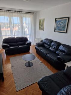 Jednosoban stan 56m2 - Bar - Centar grada