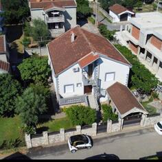 Porodična kuća 356m2 - Podgorica - Zagorič