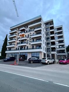 Jednosoban stan 42m2 - Bar - Čeluga