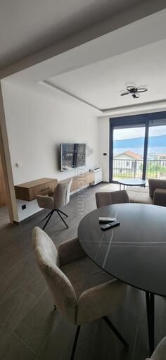 Jednosoban stan 53m2 - Tivat - Tivat (uži dio)