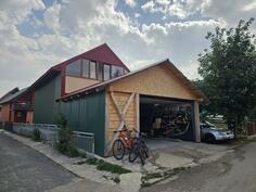 Porodična kuća 150m2 - Žabljak - > Okolina grada