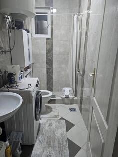 Porodična kuća 70m2 - Podgorica - Zabjelo