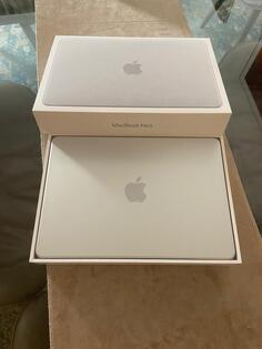 Apple MacBook NEO - 13" AMD Opteron 8GB GB