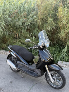Piaggio - beverly