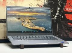 Dell - 13.3" Intel i5 16GB GB