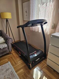 Prodajem traku za trcanje