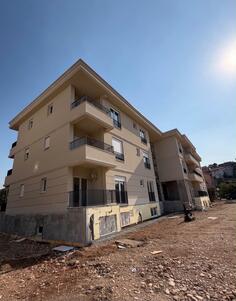 Garsonjera 35m2 - Podgorica - Zabjelo