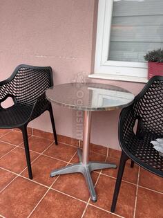 Prodajem 4 stola, Tivat, ocuvano