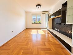 Trosoban stan 89m2 - Podgorica - Tuški put