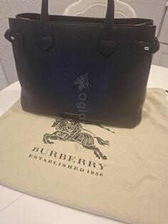 Prodajem original torbu