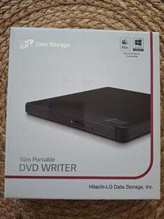CD / DVD plejeri