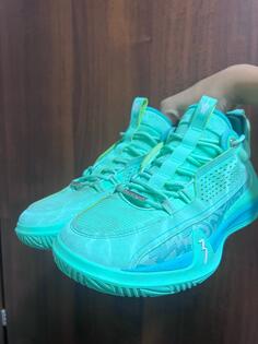 prodajem košarkaške patike,Broj 42.5,malo nošene,Way of Wade 808 5 ultra
