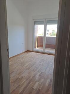 Jednosoban stan 42m2 - Podgorica - > Okolina grada