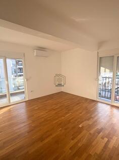 Dvosoban stan 62m2 - Podgorica - Stari Aerodrom
