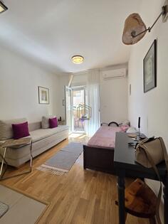 Garsonjera 24m2 - Podgorica - Tuški put