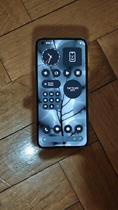 Apple - Nothing phone (1)
