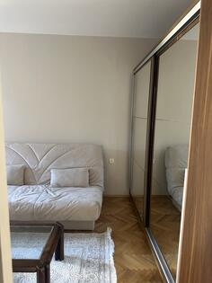 Garsonjera 33m2 - Podgorica - > Okolina grada