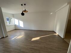 Dvosoban stan 52m2 - Podgorica - Preko Morače